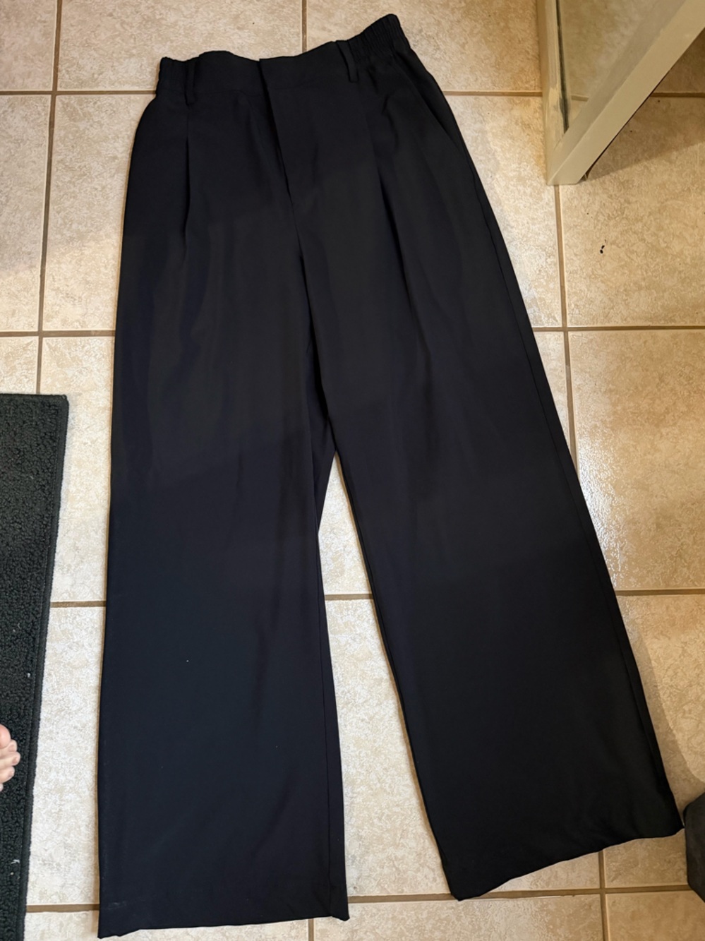 ALO Yoga  high waist pursuit trouser black - Picture 4 of 10